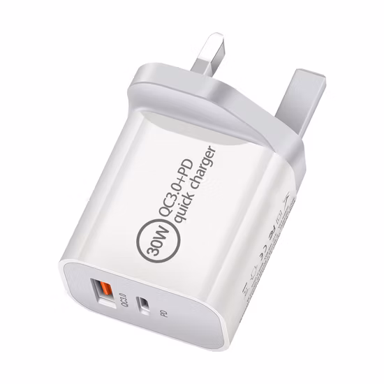 2021 Venta caliente 25W 30W Pd3.0 y QC3.0 Super carga universal Cargador de teléfono inteligente Adaptador de corriente alterna Transformador USB tipo C Adaptador CC con enchufe para Reino Unido, EE. UU. Y UE